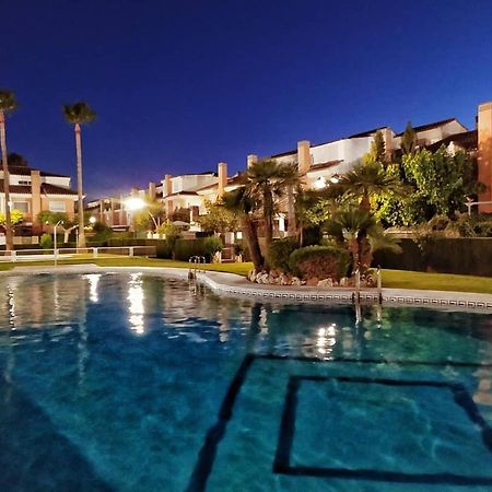 Adosado Para Familias Al Lado De La Playa, Con Piscina Castellón de la Plana Exterior foto