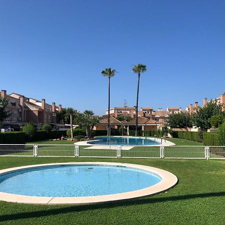Adosado Para Familias Al Lado De La Playa, Con Piscina Castellón de la Plana Exterior foto